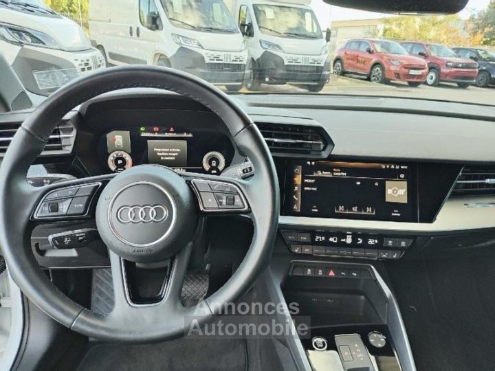 Audi A3 Sportback 35 TFSI 150ch Mild Hybrid S line S tronic 7 - 12