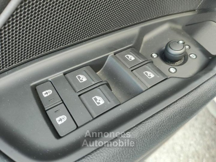 Audi A3 Sportback 35 TFSI 150ch Mild Hybrid S line S tronic 7 - 19