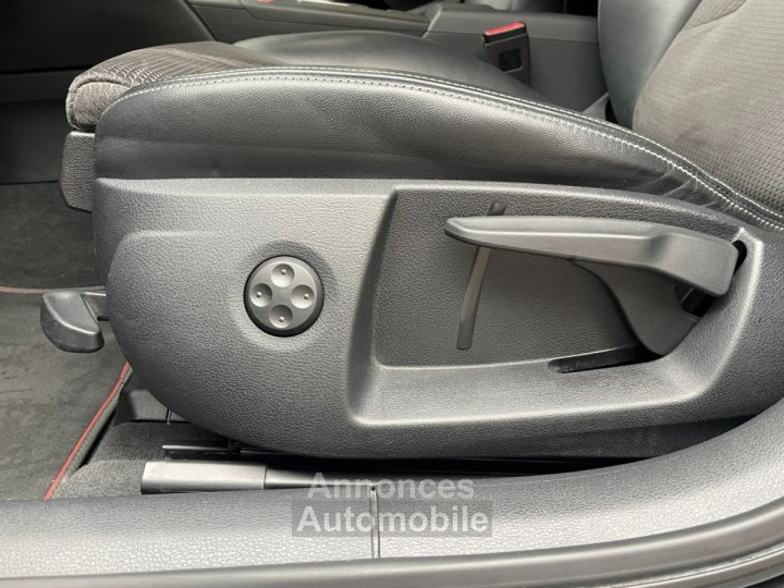Audi S3 SPORTBACK TFSI 300 S tronic 7 Quattro / BANG  OLUFSEN / CARPLAY - 41
