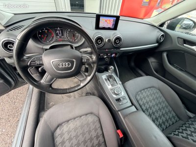Audi A3 16 TDI 105ch Ambition S TRONIC 7 3p 2014 156000 kms Voyant moteur allumé Voiture grêlée EN L'ETAT AVEC DECHARGE DE RESPONSABILITÉ SANS GARANTIE   - 2