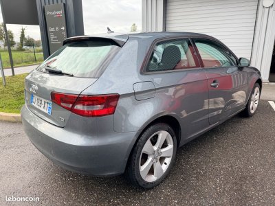 Audi A3 16 TDI 105ch Ambition S TRONIC 7 3p 2014 156000 kms Voyant moteur allumé Voiture grêlée EN L'ETAT AVEC DECHARGE DE RESPONSABILITÉ SANS GARANTIE   - 3