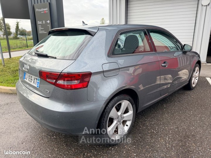 Audi A3 16 TDI 105ch Ambition S TRONIC 7 3p 2014 156000 kms Voyant moteur allumé Voiture grêlée EN L'ETAT AVEC DECHARGE DE RESPONSABILITÉ SANS GARANTIE - 3