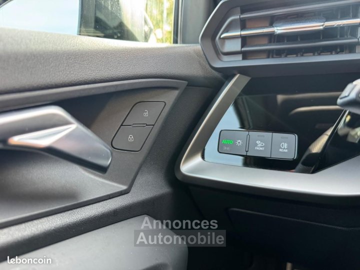 Audi A3 SPORBACK IV 35 TFSI 150CH MILD HYBRID S line tronic 7 - 27