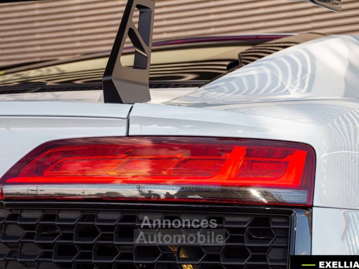 Audi R8 COUPE 52 FSI PERFORMANCE QUATTRO - 4
