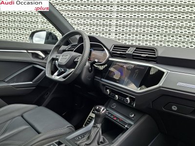 Audi Q3 35 TFSI 150 ch S tronic 7 S line plus   - 7