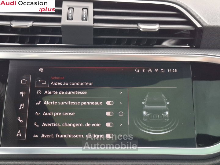 Audi Q3 35 TFSI 150 ch S tronic 7 S line plus - 24