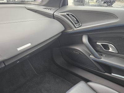 Audi R8 Quattro 52 V10 FSI - BV S-tronic COUPE PHASE 2   - 14