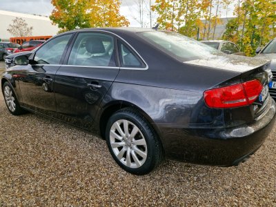 Audi A4 IV (B8) 20 TDI 143 DPF Attraction Multitronic   - 4