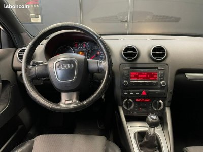 Audi A3 Sportback 20 TDI S Line 140 ch TOIT OUVRANT SIEGES CHAUFFANTS CHASSIS AVEC 315000 KM   - 5