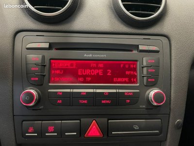 Audi A3 Sportback 20 TDI S Line 140 ch TOIT OUVRANT SIEGES CHAUFFANTS CHASSIS AVEC 315000 KM   - 20