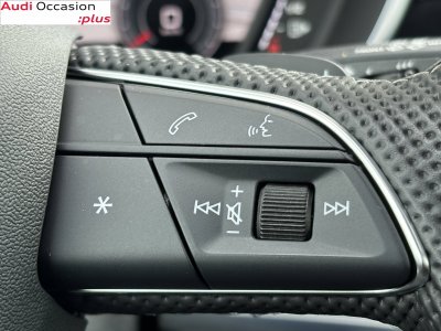 Audi Q3 35 TDI 150 ch S tronic 7 S line plus   - 24