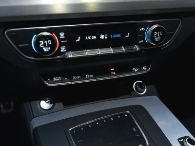 Audi Q5 S-Line 40 TDI 204 Quattro S-Tronic 7   - 35