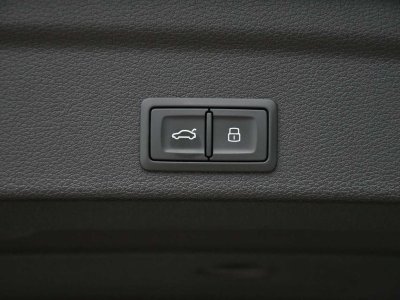 Audi Q3 35 TFSI Sportback S tronic S line - CAMERA - XENON - - 26