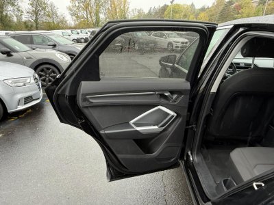 Audi Q3 Sportback 20 TDI - 150 - BV S-tronic S Line - CAMERA AR %2B GPS %2B SUIVI COMPLET - 32