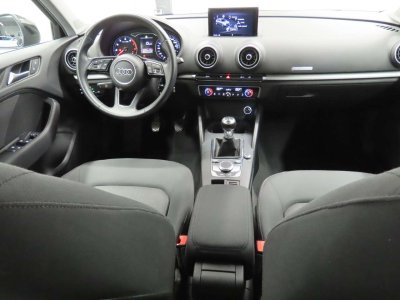 Audi A3 Sportback 30TFSi Design - 7