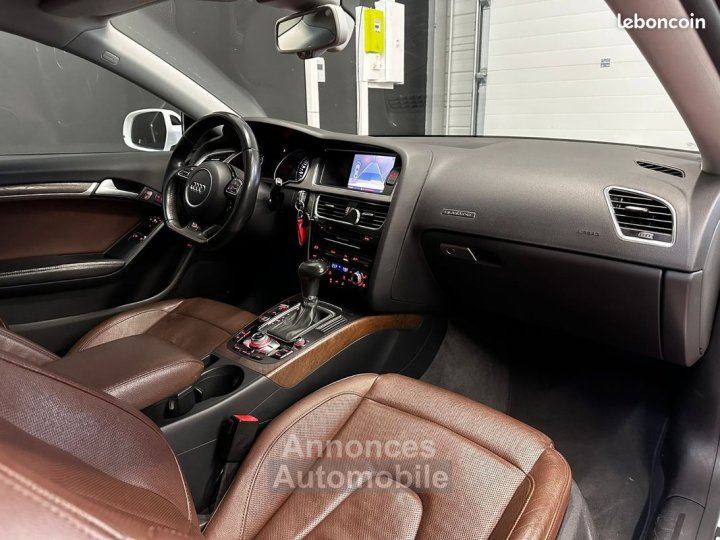 Audi A5 V6 30 TDI 245 S line Quattro tronic 7 SUIVI COMPLET RÉVISION À JOUR - 16