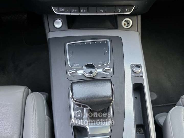 Audi Q5 20 TDi Quattro Design S tronic - 16