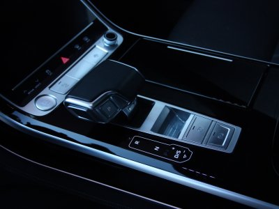 Audi A8 AVUS 60 TFSI e 449ch QUATTRO TIPTRONIC   - 9