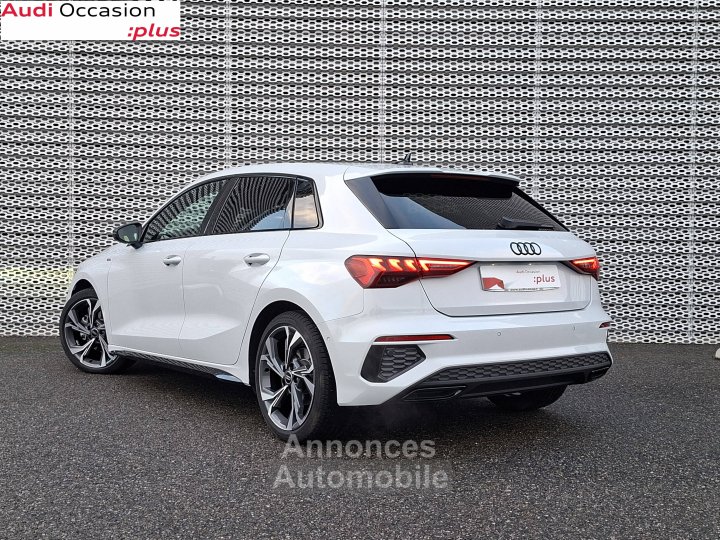 Audi A3 Sportback 35 TFSI Mild Hybrid 150 S tronic 7 S Line - 4