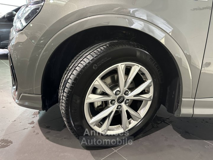 Audi Q3 35 TDI 150 ch S tronic 7 S line plus - 16