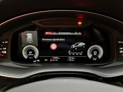 Audi Q8 60 TFSIE COMPETITION 462CH - 13