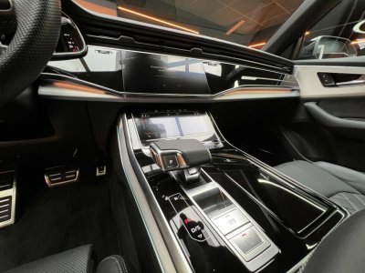 Audi Q8 60 TFSIE COMPETITION 462CH - 16