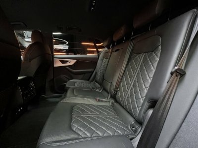 Audi Q8 60 TFSIE COMPETITION 462CH - 24