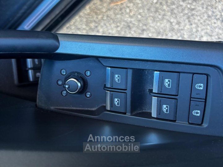 Audi Q3 Sportback 45 TFSIe 245 ch S tronic 6 S line - 28