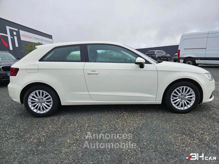 Audi A3 14 TFSI 125 AMBIENTE START-STOP - 4