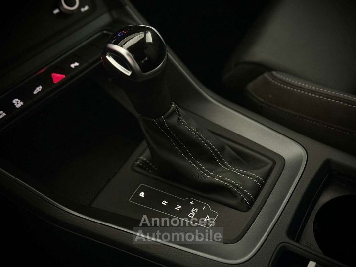 Audi Q3 15 TFSIePHEV FULL S-LINE-1ERPRO-COCKPIT-CUIR-PDC - 17