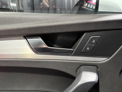 Audi Q5 20 tdi 150 s line   - 22