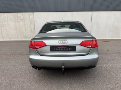 Audi A4 20 TDI 16V FAP Multitronic 143 cv - Régulateur / Attelage / GPS / Distribution OK -   - 4