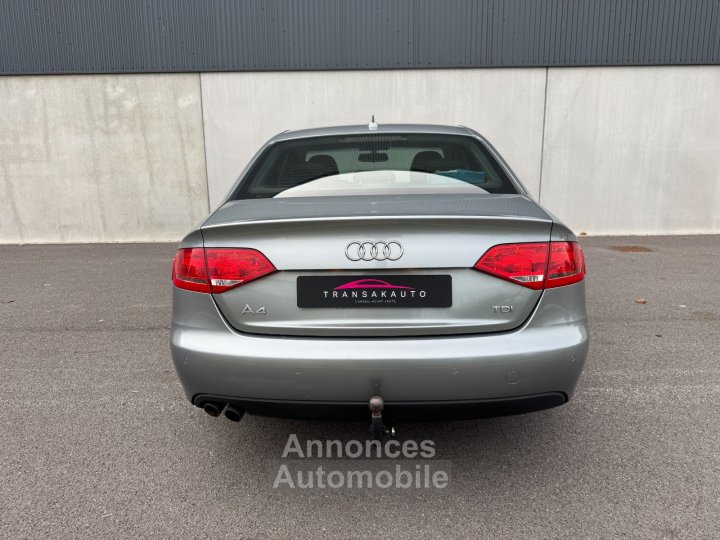 Audi A4 20 TDI 16V FAP Multitronic 143 cv - Régulateur / Attelage / GPS / Distribution OK - - 4