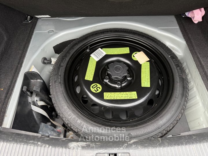 Audi A4 20 TDI 16V FAP Multitronic 143 cv - Régulateur / Attelage / GPS / Distribution OK - - 35