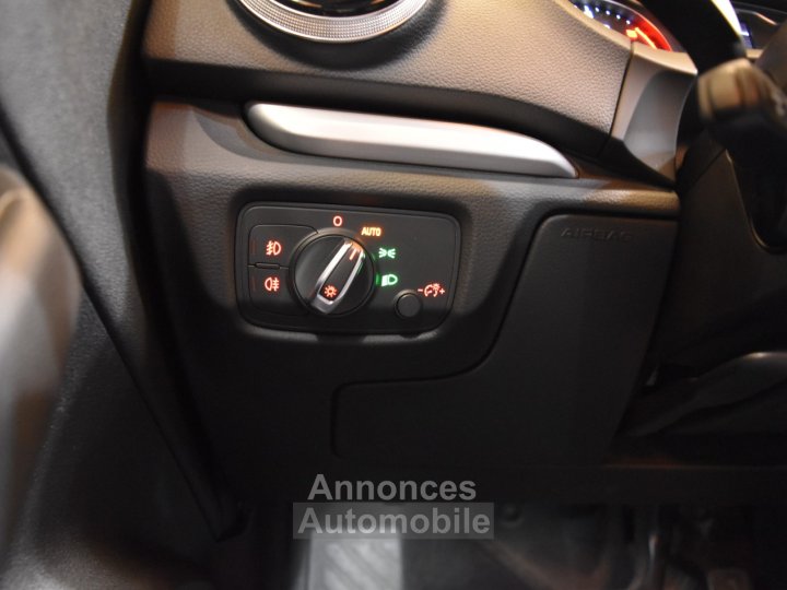 Audi A3 Sportback 16 TDI 110 S Line S tronic 7 - 27