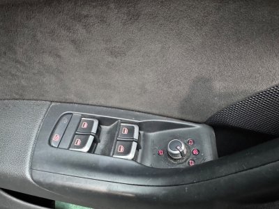 Audi Q3 20 TDI 177 ch S line   - 26