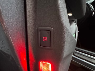 Audi Q3 20 TDI 177 ch S line   - 27