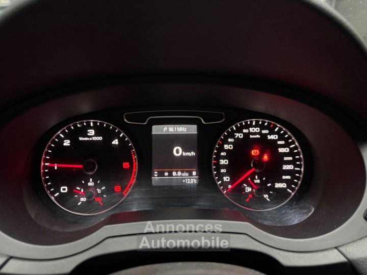 Audi Q3 20 TDI 177 ch S line - 29