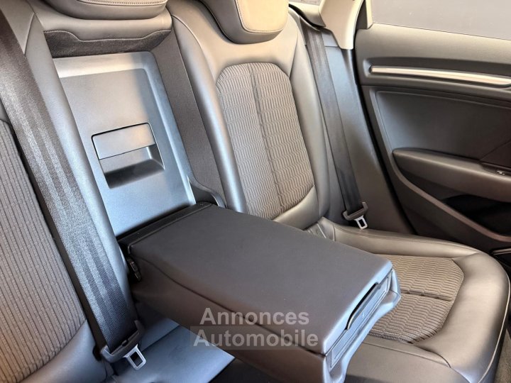 Audi A3 Sportback 14 TFSI e-tron 204 Ambition Luxe S tronic 6 / SUIVIE COMPLET / TOIT OUVRANT / LED / SIEGES ELEC / PACK HIVER - 11
