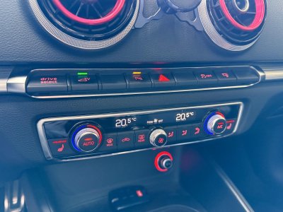 Audi A3 Sportback 14 TFSI e-tron 204 Ambition Luxe S tronic 6 / SUIVIE COMPLET / TOIT OUVRANT / LED / SIEGES ELEC / PACK HIVER   - 14