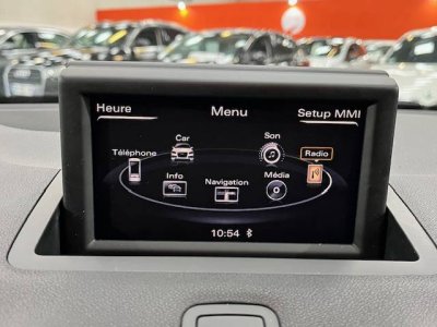 Audi A1 16 TDI 90ch FAP Urban Sport S tronic 7   - 11