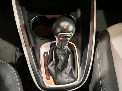 Audi A1 16 TDI 90ch FAP Urban Sport S tronic 7   - 13