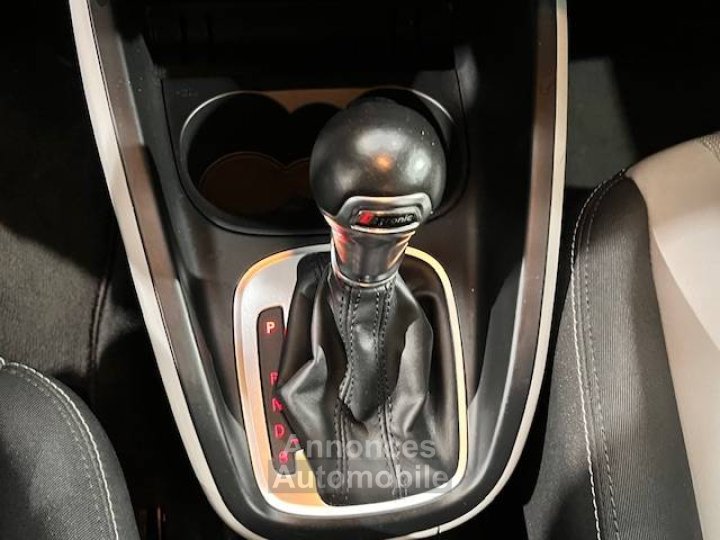 Audi A1 16 TDI 90ch FAP Urban Sport S tronic 7 - 13