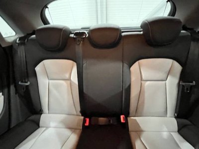 Audi A1 16 TDI 90ch FAP Urban Sport S tronic 7   - 15