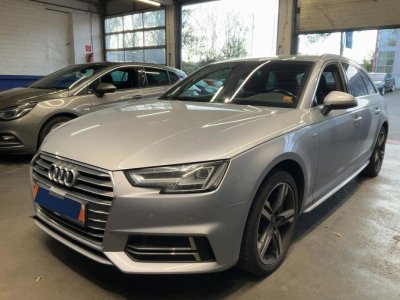 Audi A4 Avant V6 30 TDI 218 S tronic 7 Quattro Sport   - 1
