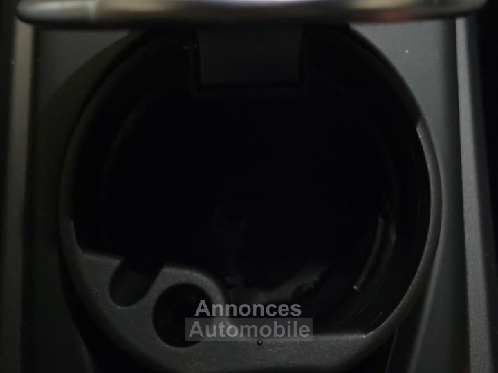 Audi TT COUPE 20 TFSI 230ch S-LINE QUATTRO S-TRONIC - 11