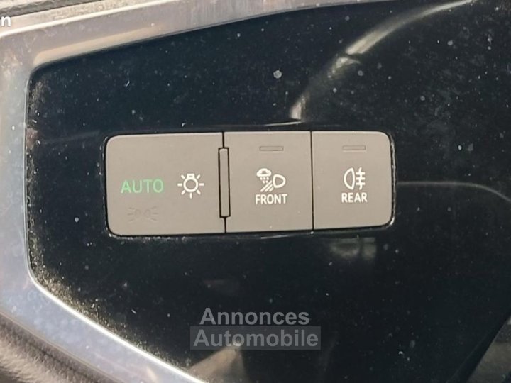 Audi Q3 Sportback 20 45 TFSI 230ch S-LINE QUATTRO S-TRONIC - 25