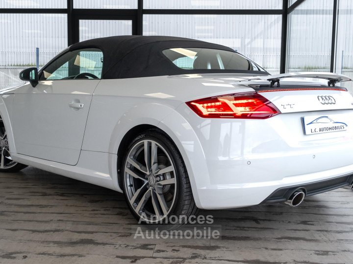 Audi TT Roadster Quattro 20 TFSI 230 S-tronic S-Line - 4