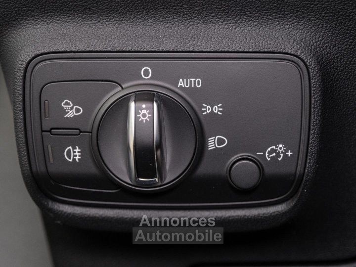 Audi TT Roadster Quattro 20 TFSI 230 S-tronic S-Line - 29