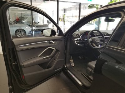 Audi Q3 35 TFSI 150 ch S tronic 7 S line plus   - 11